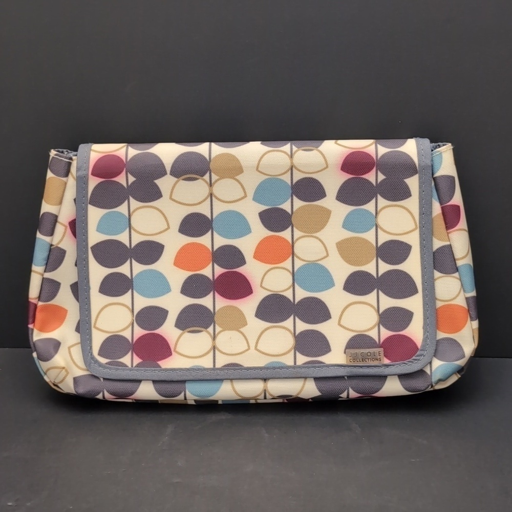 JJ Cole Collections Portable/Wipeable Diapers And Wipes Pod With Change Pad . - Picture 2 of 13